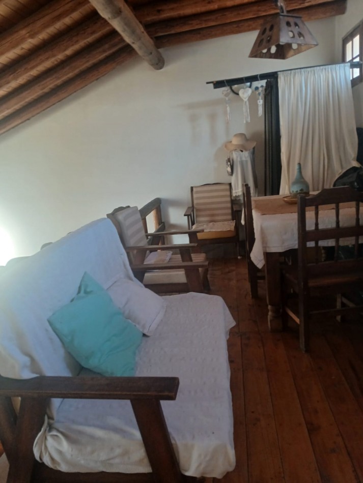CASA EN VENTA 4 DORMITORIOS EN DORREGO GUAYMALLEN