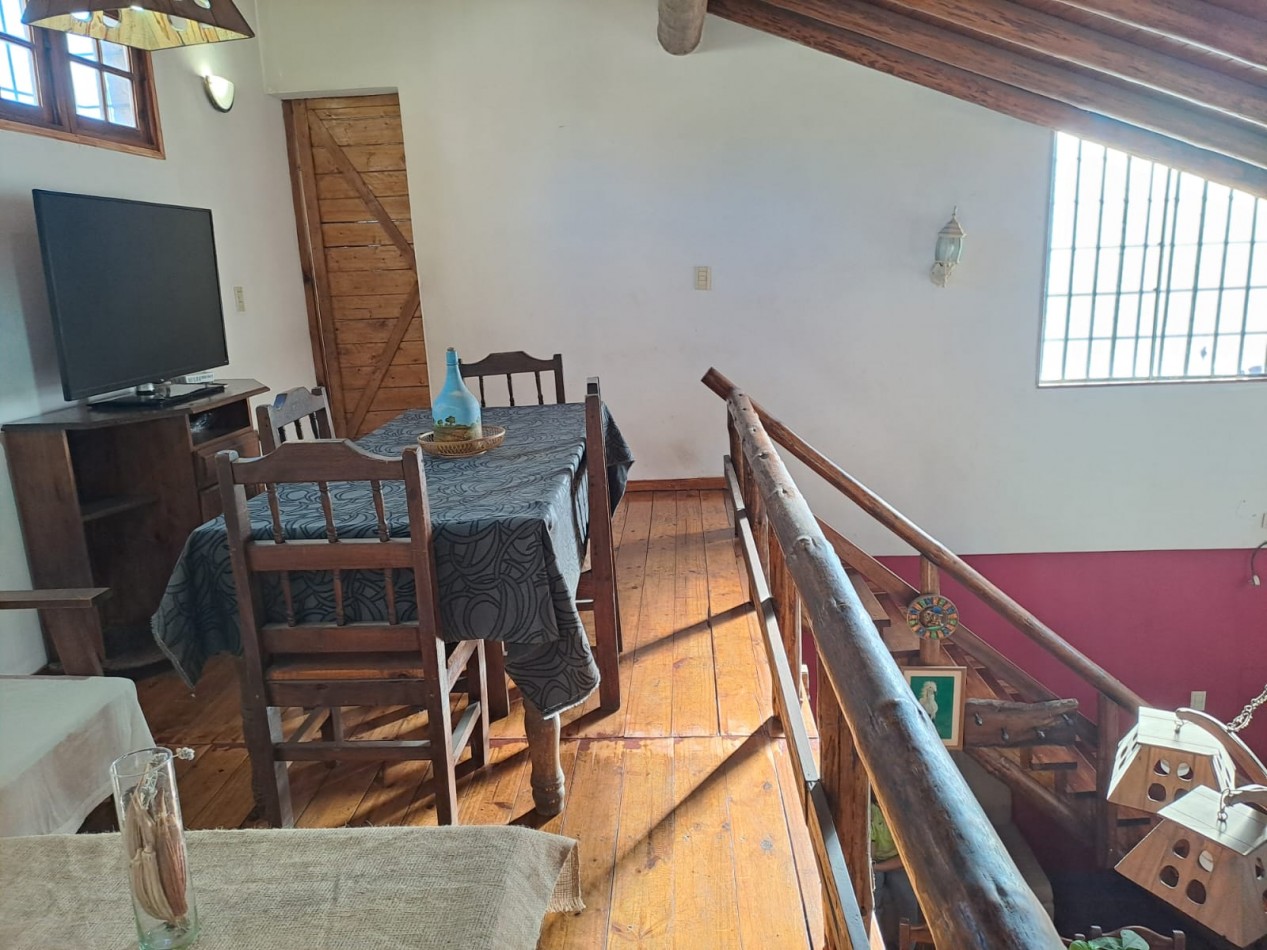 CASA EN VENTA 4 DORMITORIOS EN DORREGO GUAYMALLEN