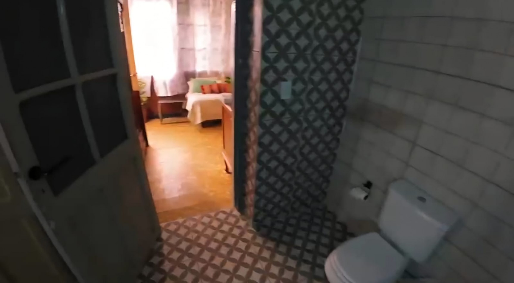 Casa en venta 3 dormitorios, cochera y patio - Sexta Seccion, Ciudad de Mendoza