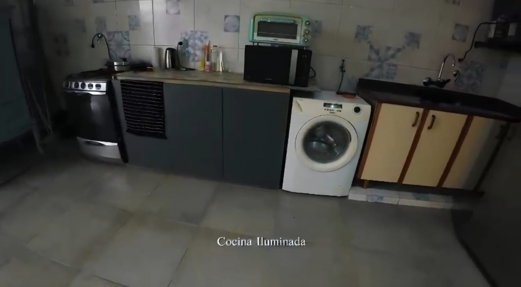 Casa en venta 3 dormitorios, cochera y patio - Sexta Seccion, Ciudad de Mendoza