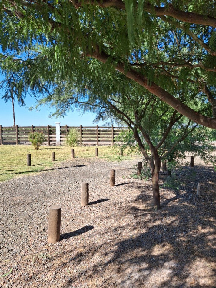 Exclusivo terreno en Venta con laguna, quincho  y parque.