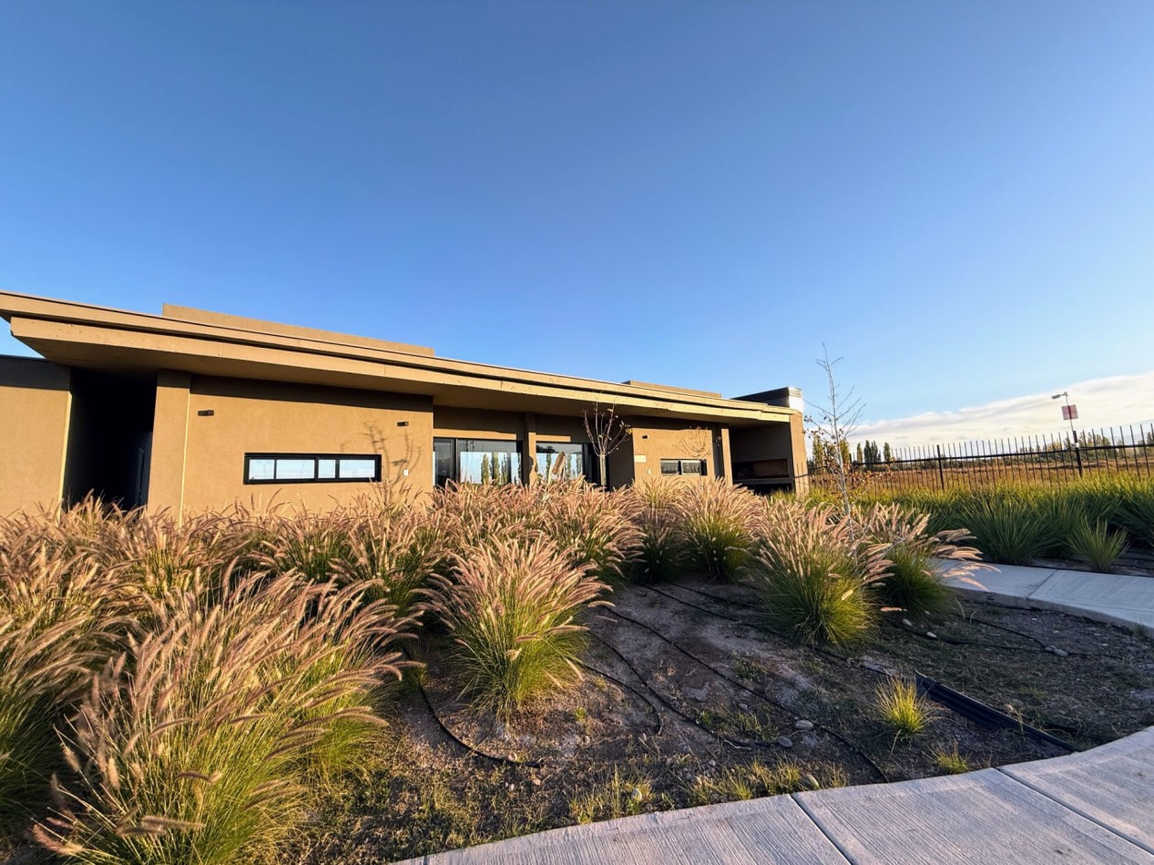 Lote Central de 578 m² con Orientacion Norte y Vista a la Montaña | Terrazas Park Vistalba