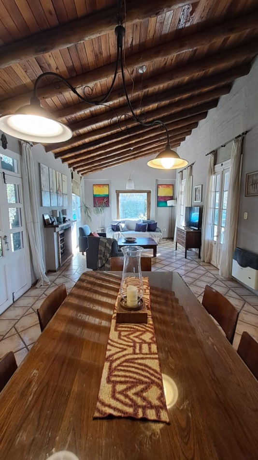 CASA EN VENTA EN EL COMPLEJO LOS LIRIOS GUAYMALLEN