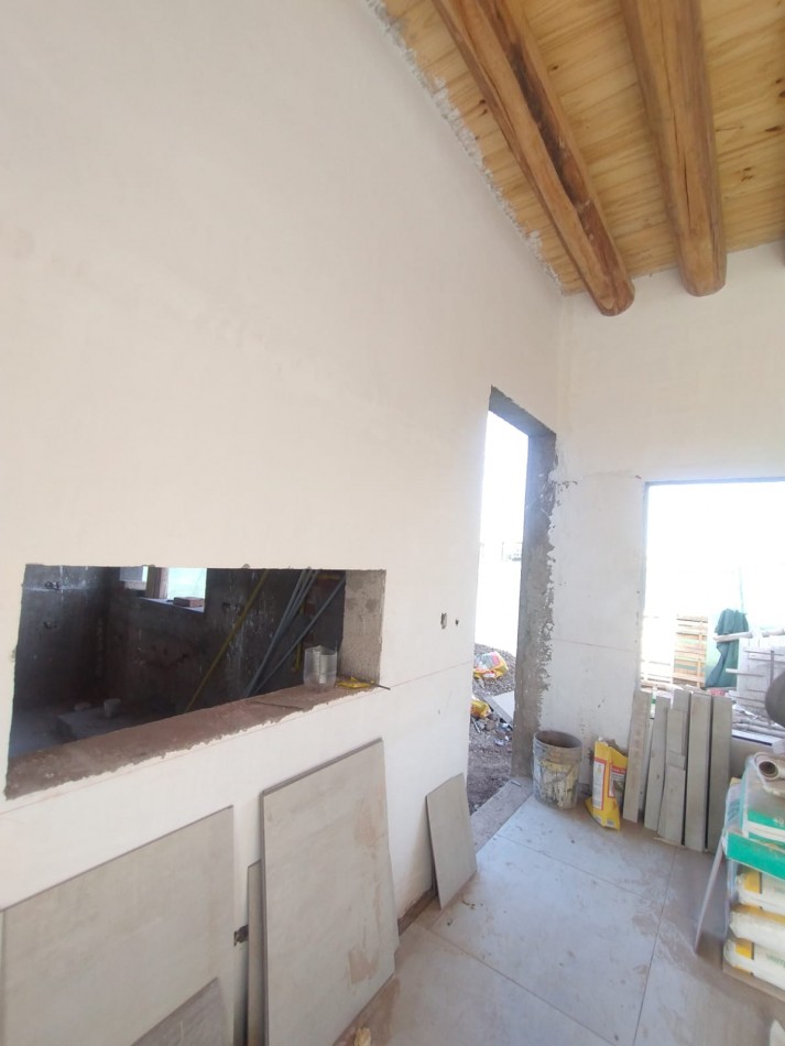 CASA EN VENTA EN ACACIAS DE TERRADA- LUJAN DE CUYO