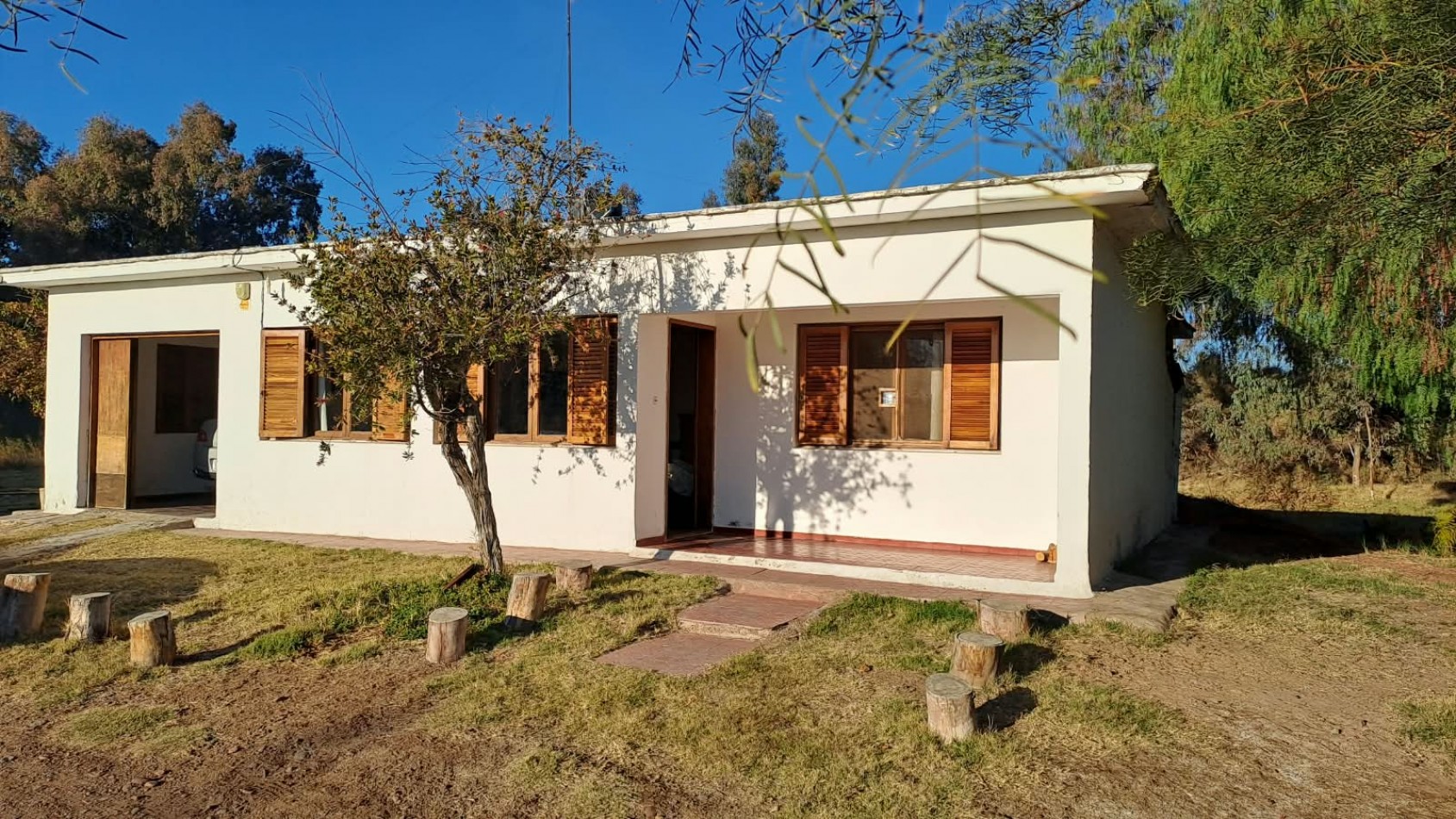 casa con 3 dormitorio y gran terreno en venta en San Roque Maipu Mendoza