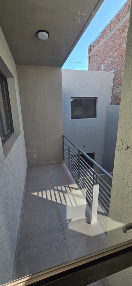 Departamento a estrenar en venta - 2 dormitorios, cochera y terraza - Rincon Veneto