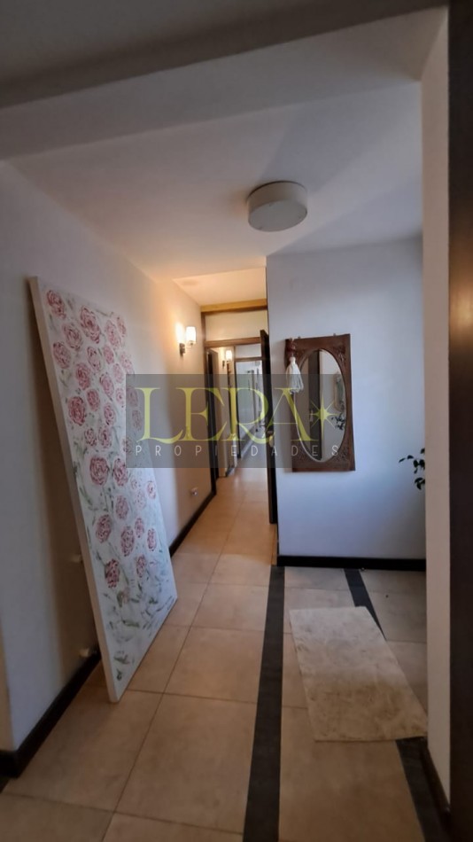 Casa en Venta con 4 Dorm. en Chacras de Coria