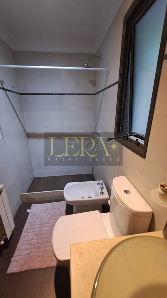 Casa en Venta con 4 Dorm. en Chacras de Coria