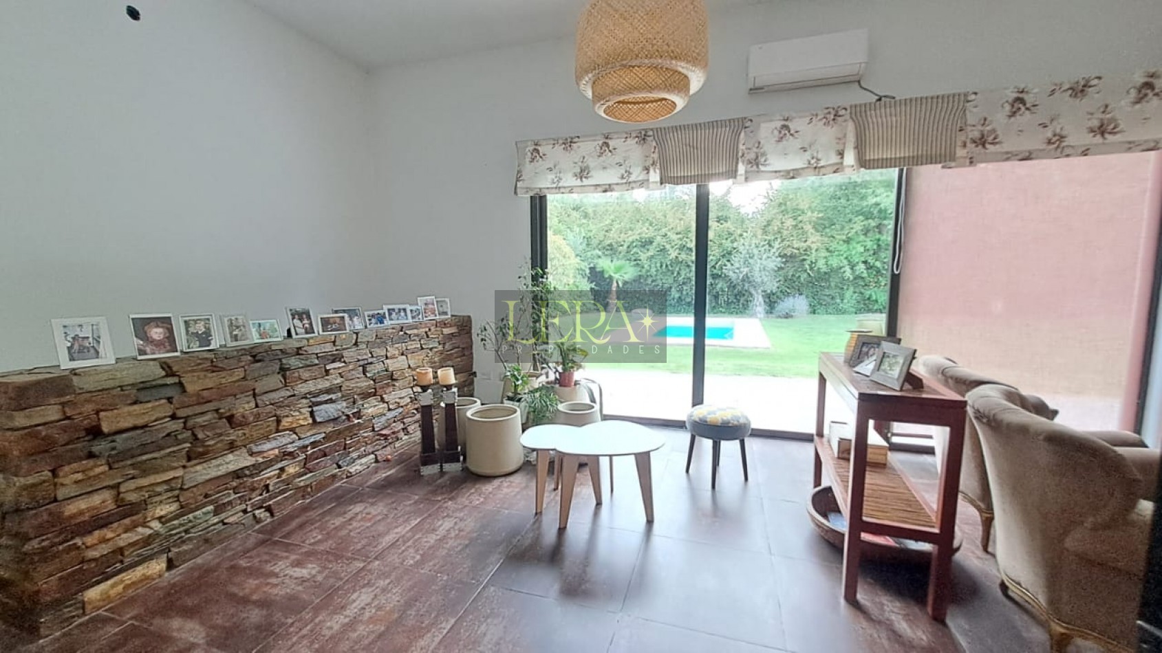 Casa en Venta con 4 Dorm. en Chacras de Coria