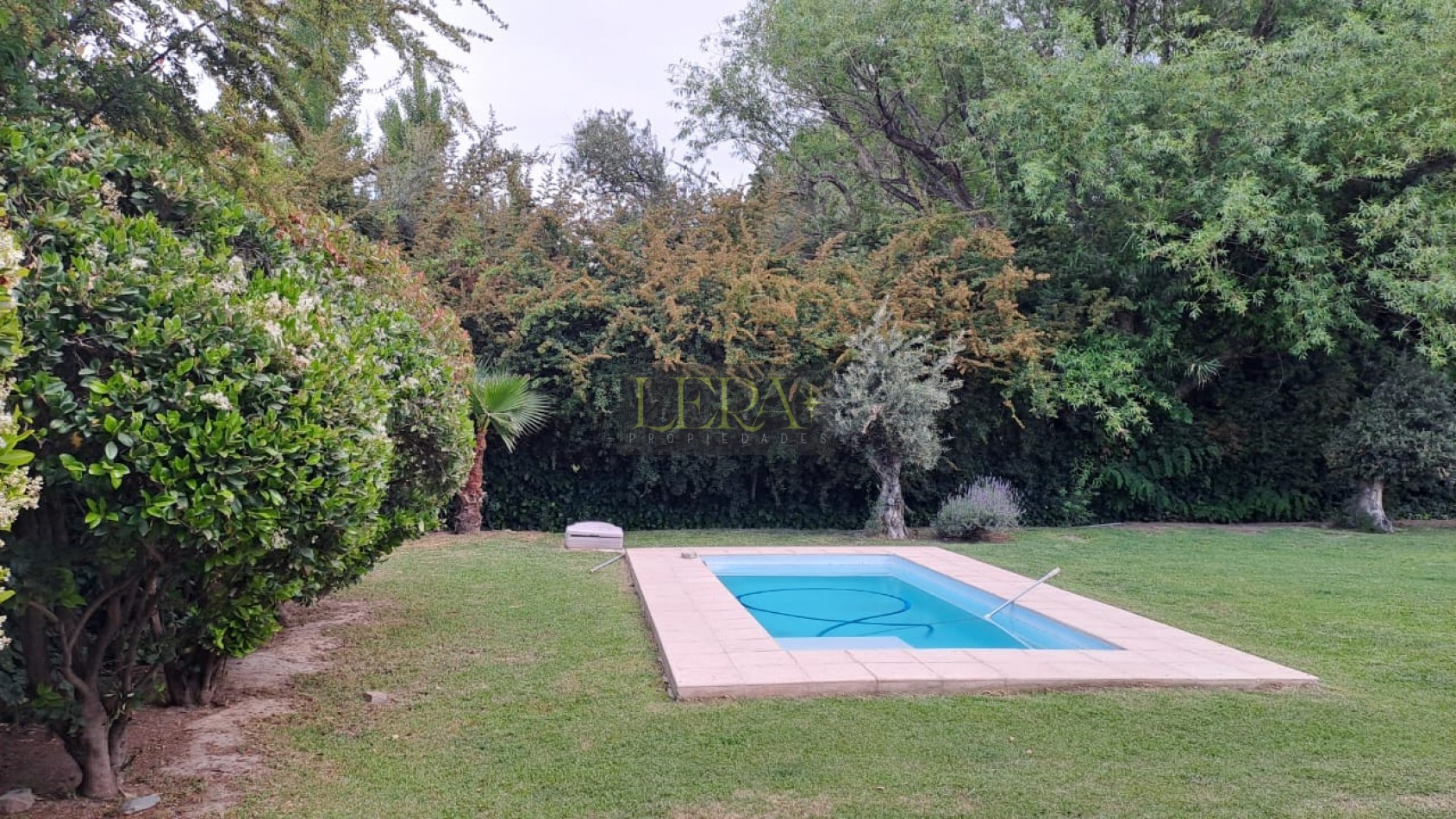 Casa en Venta con 4 Dorm. en Chacras de Coria