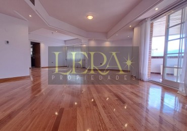 Departamento semipiso en alquiler sobre Av. Emilio Civit Ciudad de Mendoza